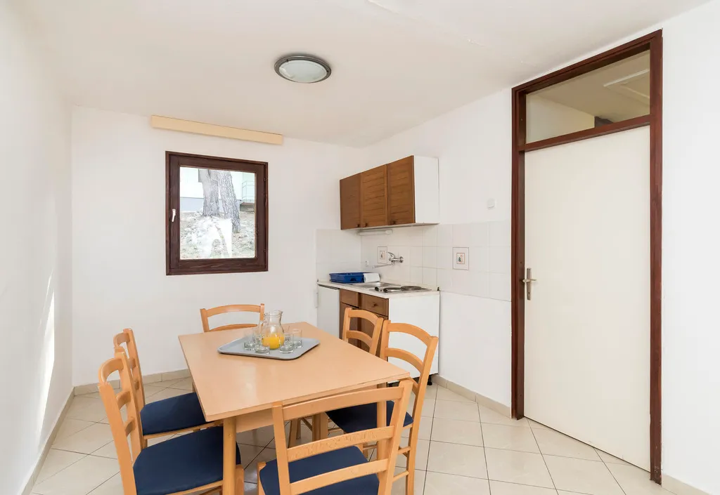 BUNGALOW CAPACITY 6 Room, Apartments Kanegra Plava Laguna, Istria