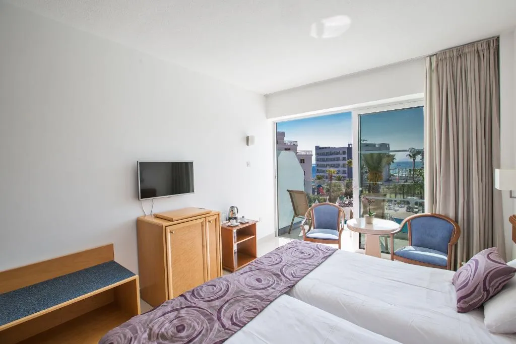 TWIN SIDE SEA VIEW Room, Tsokkos Beach, Cyprus