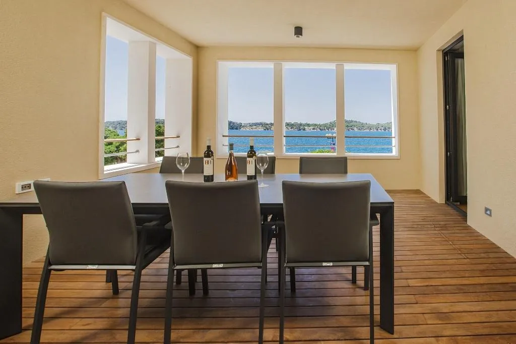 Room, Armerun Heritage Hotel & Residences, Split