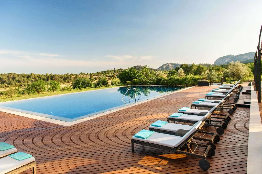 Pool, Castell Son Claret, Majorca