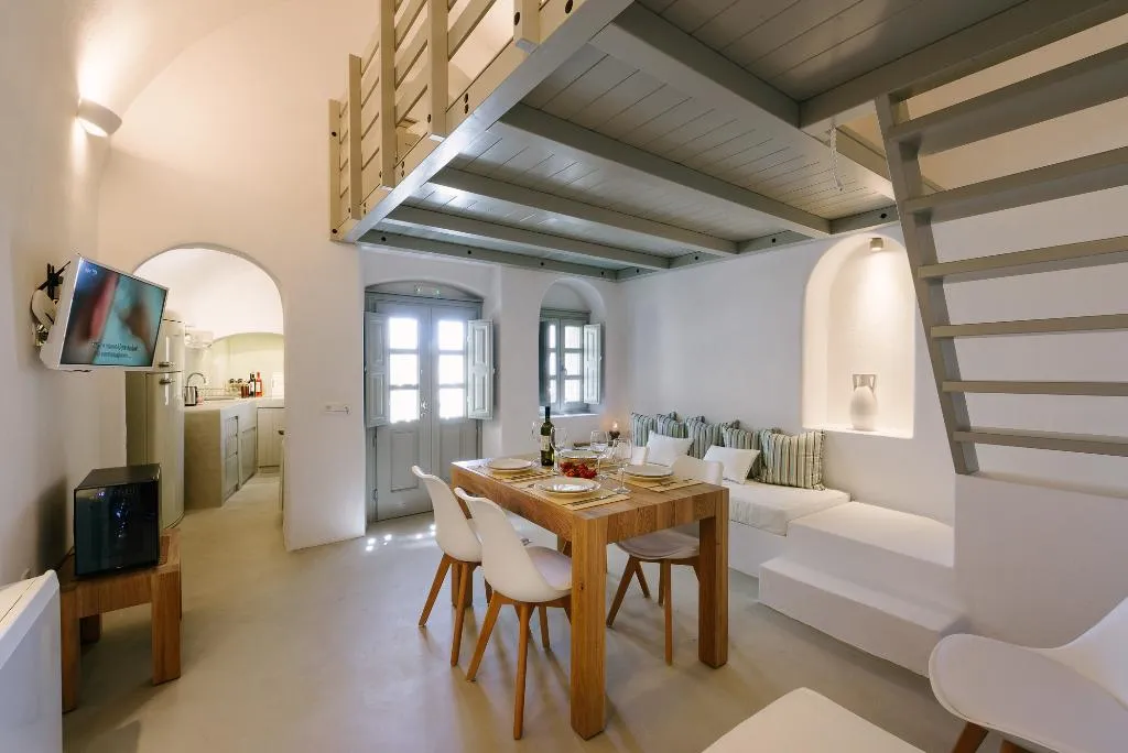 VILLA STANDARD Room, Pyrgos Kastelli Villas, Santorini