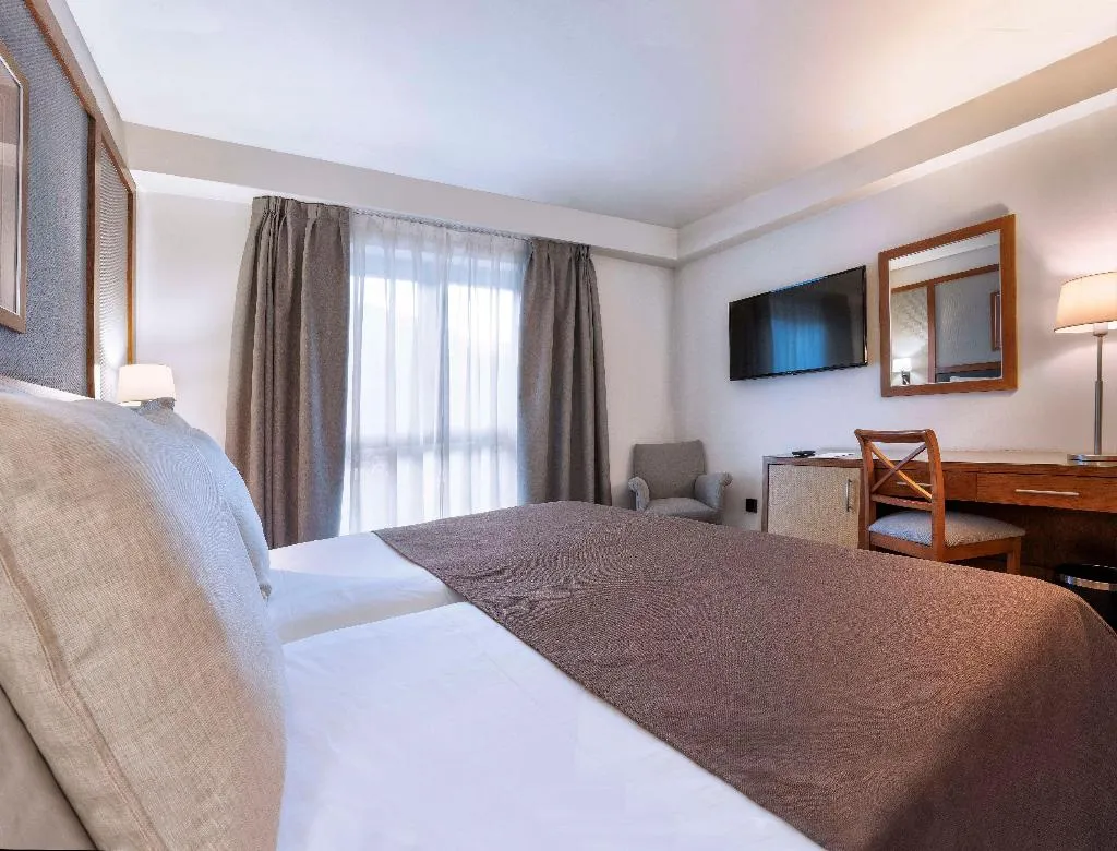 Room STANDARD Room, Vielha Val d’Arán Affiliated by Melia, Costa Brava