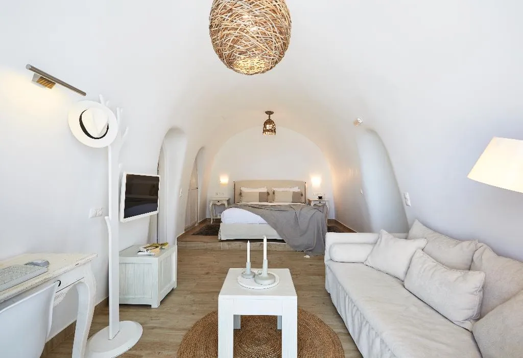 VILLA HONEYMOON Room, Celestia Grand, Santorini