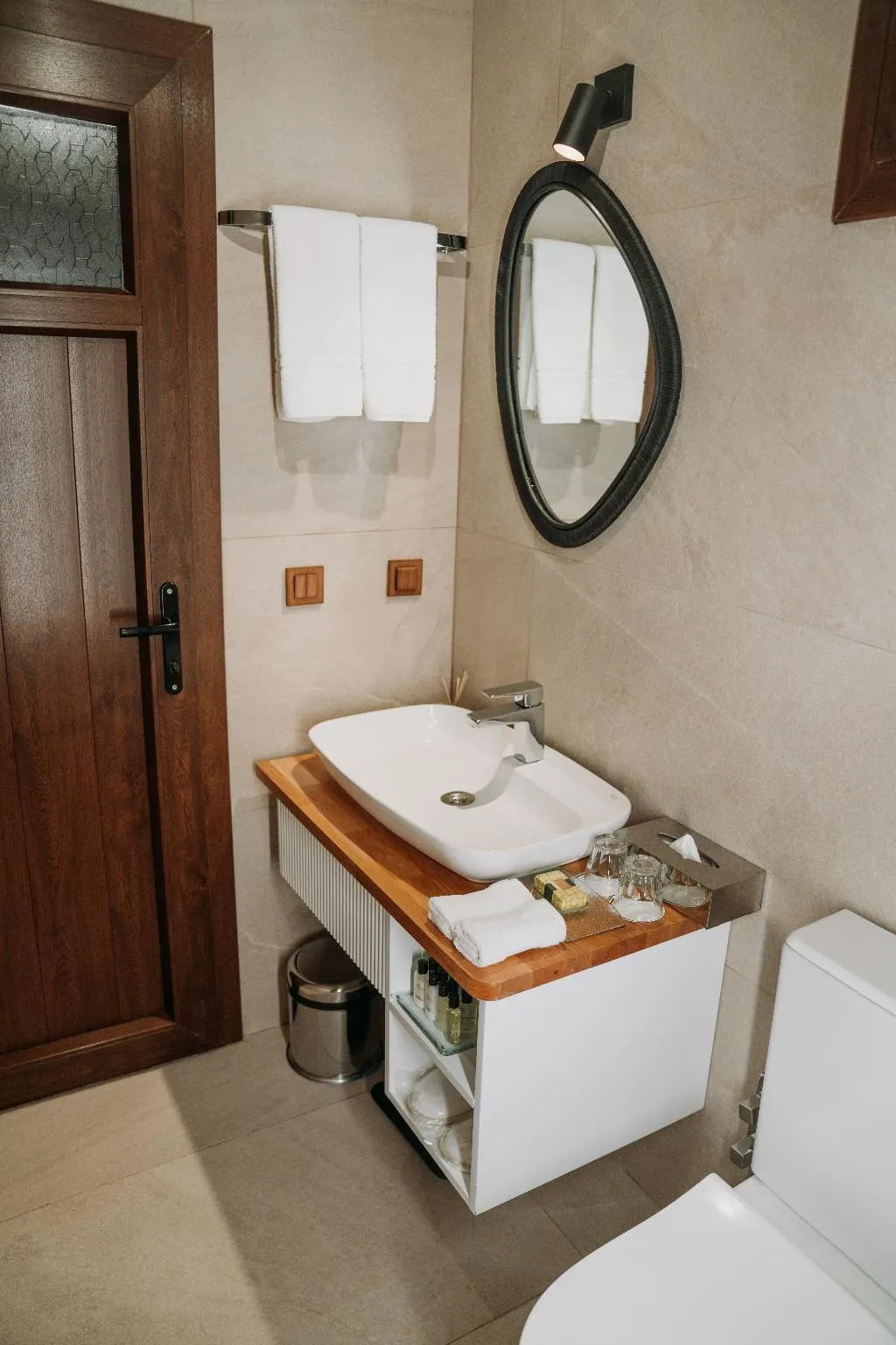 BUNGALOW WITH TERRACE WITH VIEWS Room, Doors Urla Hotel, Izmir