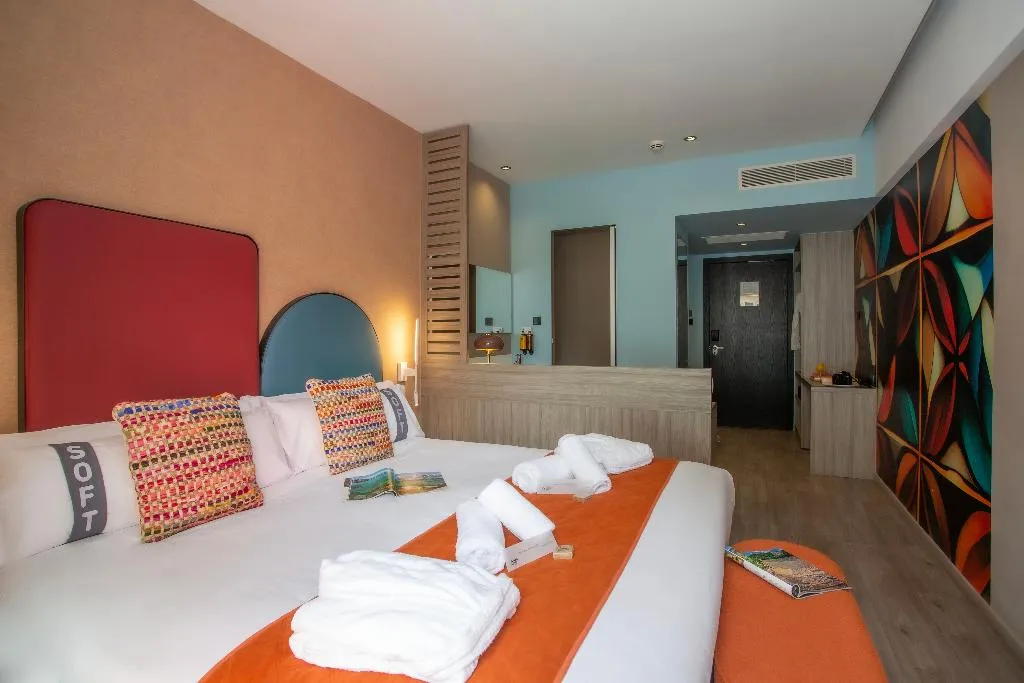 Double or Twin WITH BALCONY Room, Casual Kubic Athens, Athens