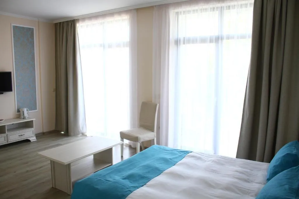 JUNIOR SUITE SEA VIEW Room, White Rock Castle Suite Hotel & Spa, Varna