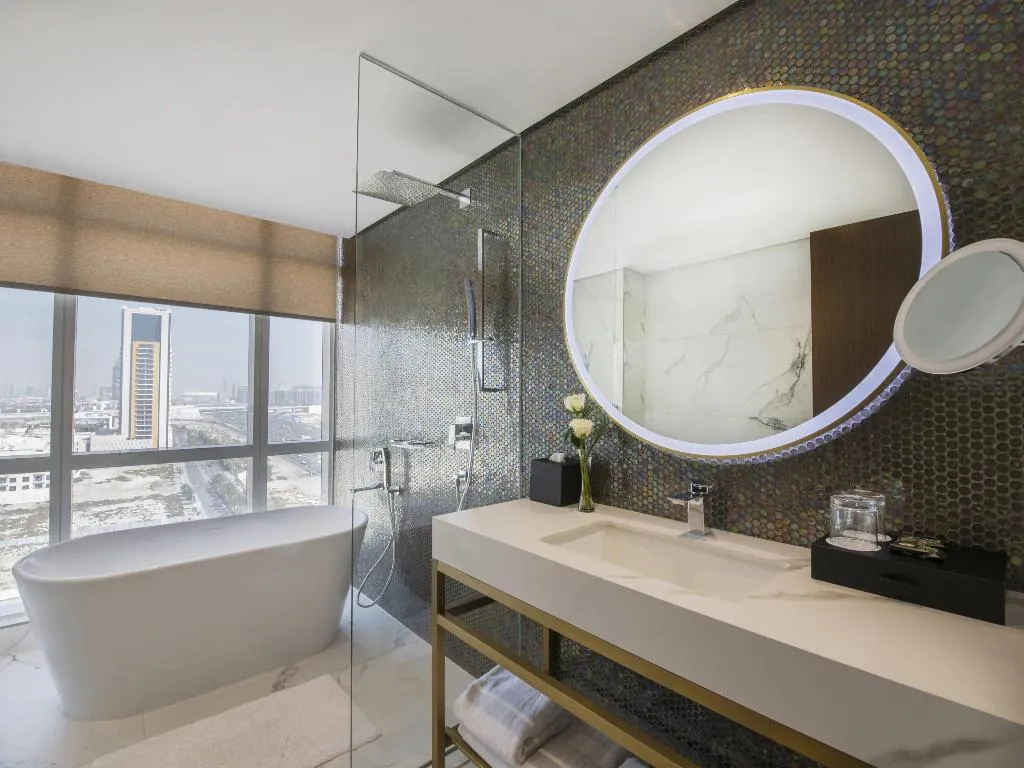 SUITE DELUXE CITY VIEW Room, Movenpick Jumeirah Village Triangle, Dubai