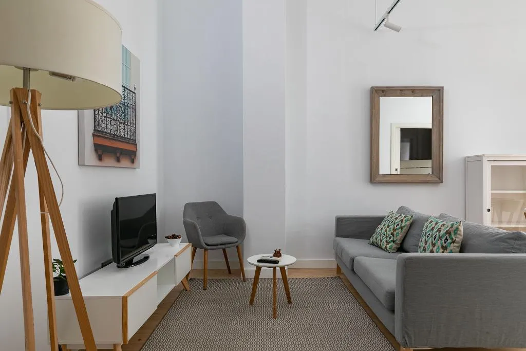 APARTMENT THREE BEDROOMS Room, Holiday Rentals Tempa Museo, Seville