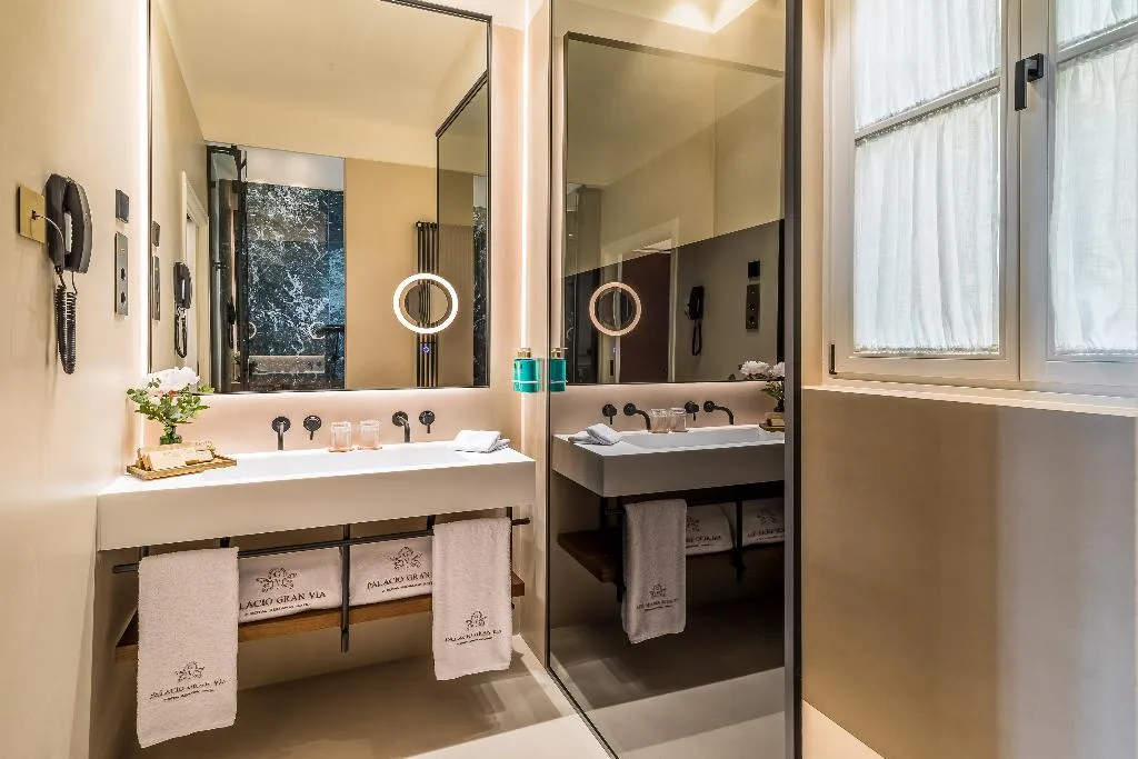 Room, Palacio Gran Via, A Royal Hideaway Hotel, Andalucia