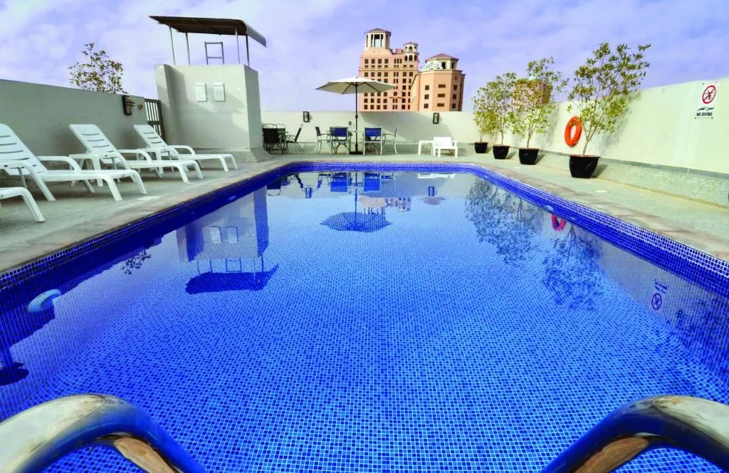 Pool, Auris Boutique Hotel Apartments, Dubai