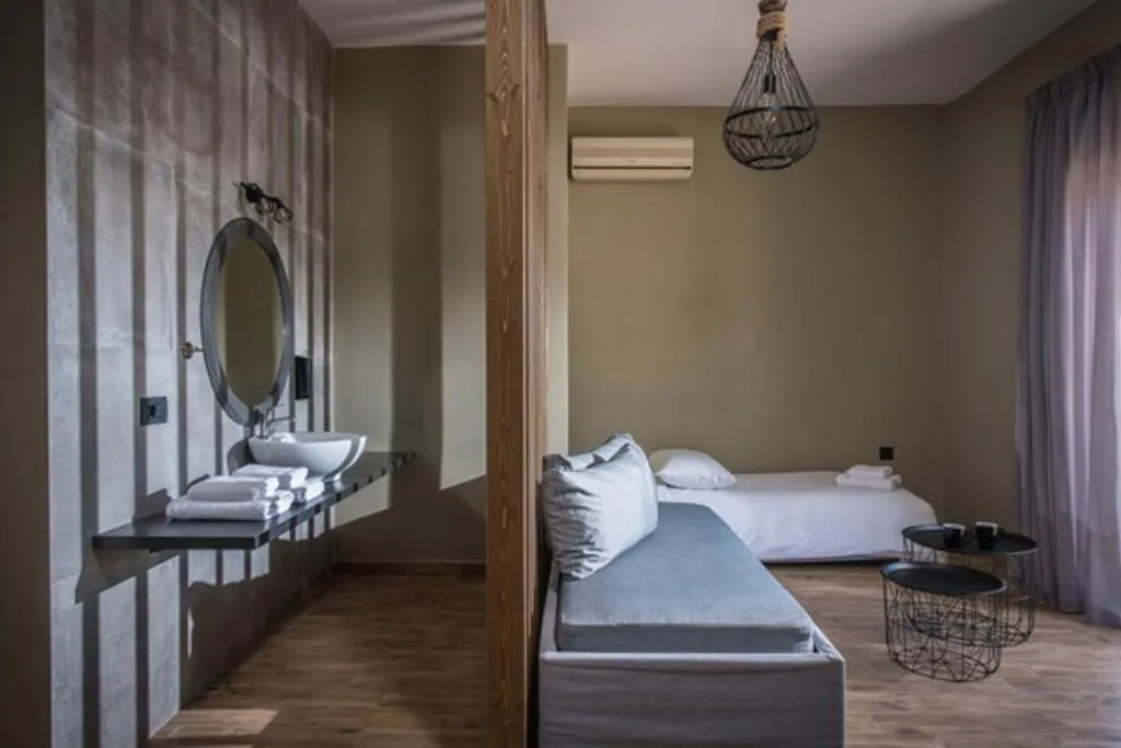 FAMILY ROOM STANDARD Room, Petousis Hotel & Suites, Crete