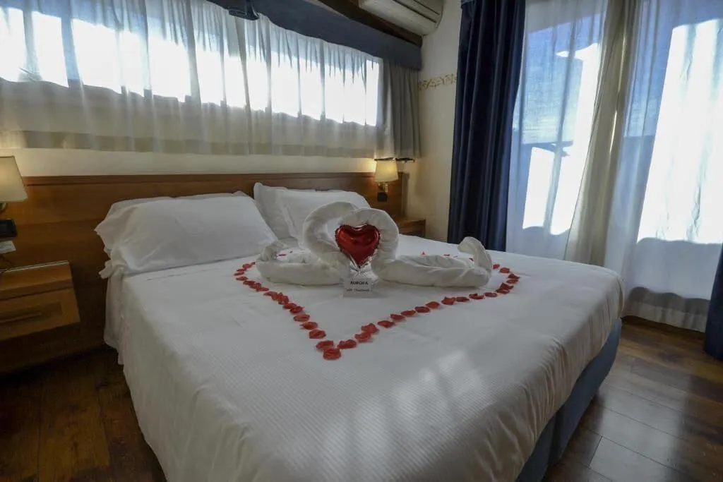 Room, Hotel Aurora, Rome