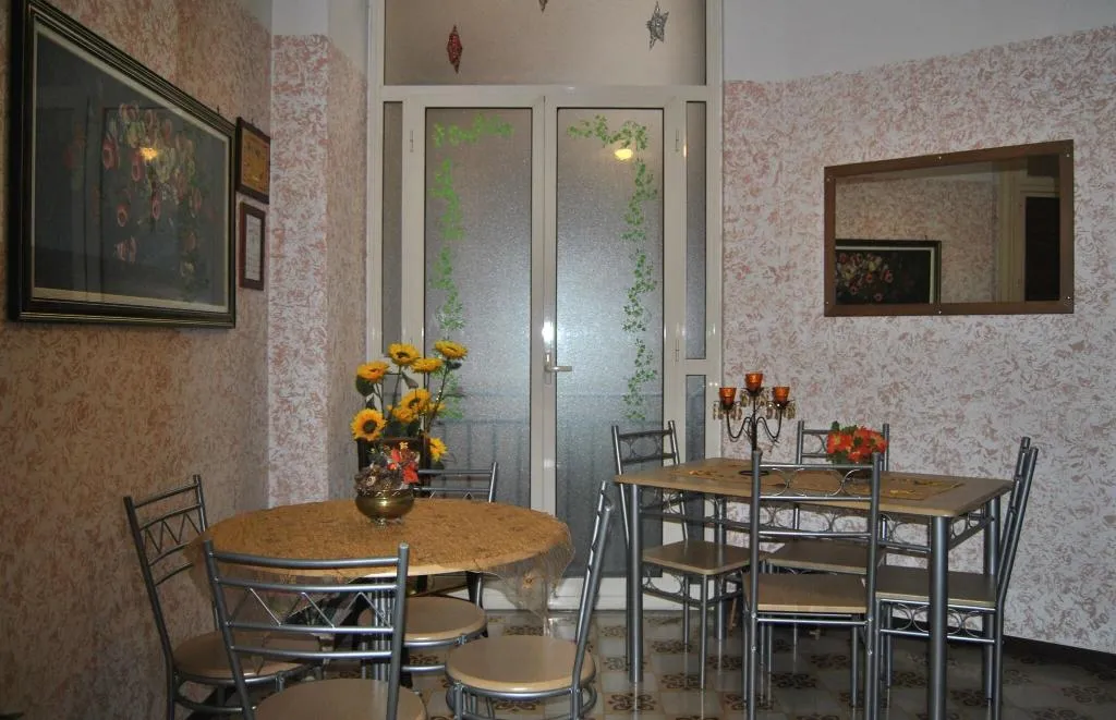 Restaurant, Bed And Breakfast Dangelo, Palermo