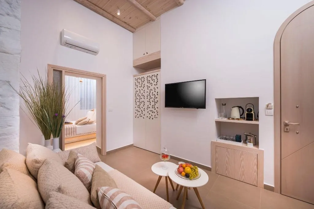 Room, Madonna Del Mare, Crete