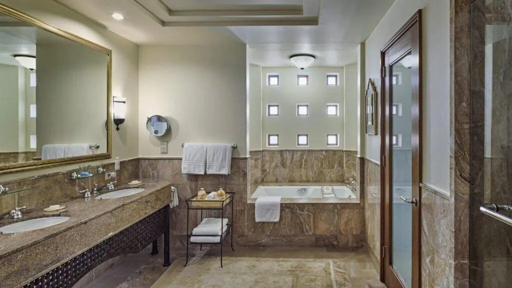 Room, Four Seasons Resort Sharm El Sheikh, Red Sea Riviera