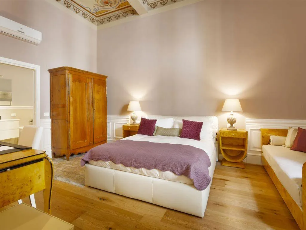 SUITE STANDARD Room, La Maison Du Sage, Florence