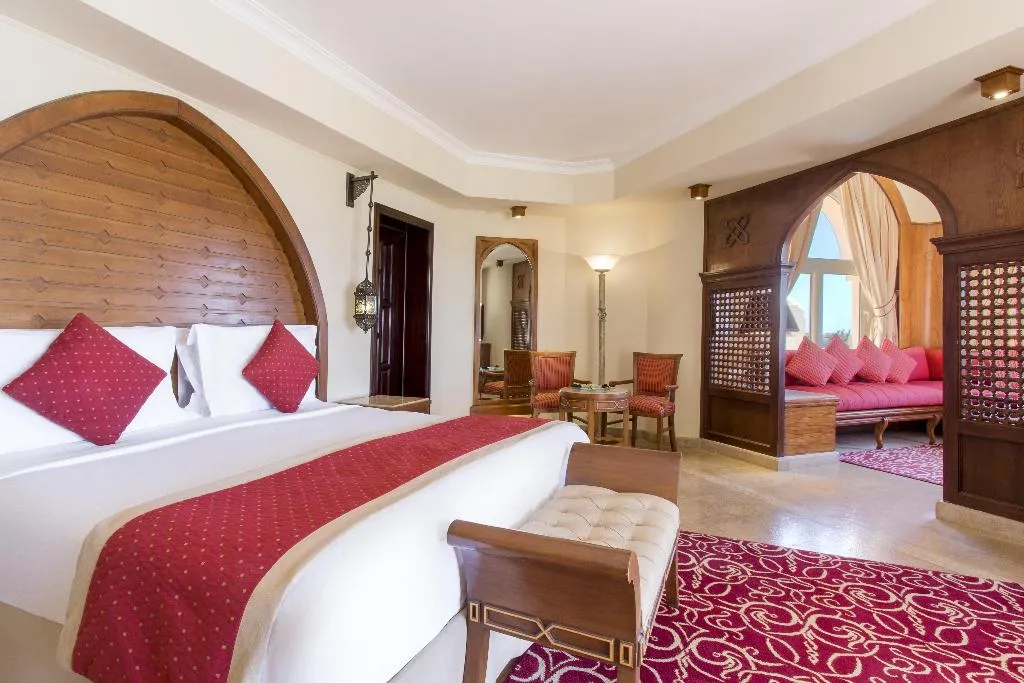 JUNIOR SUITE STANDARD Room, Kempinski Hotel Soma Bay, Red Sea Riviera