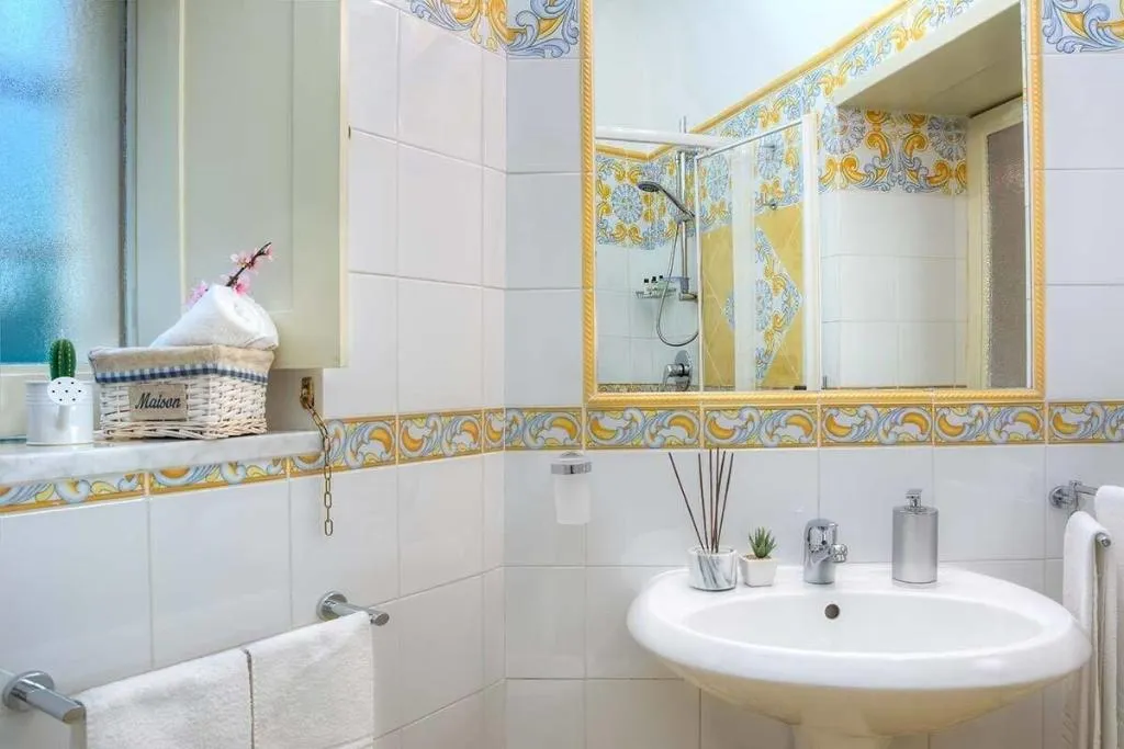 Room, Casa Nannina, Naples