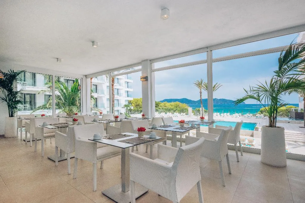 Restaurant, Iberostar Waves Cala Millor, Majorca