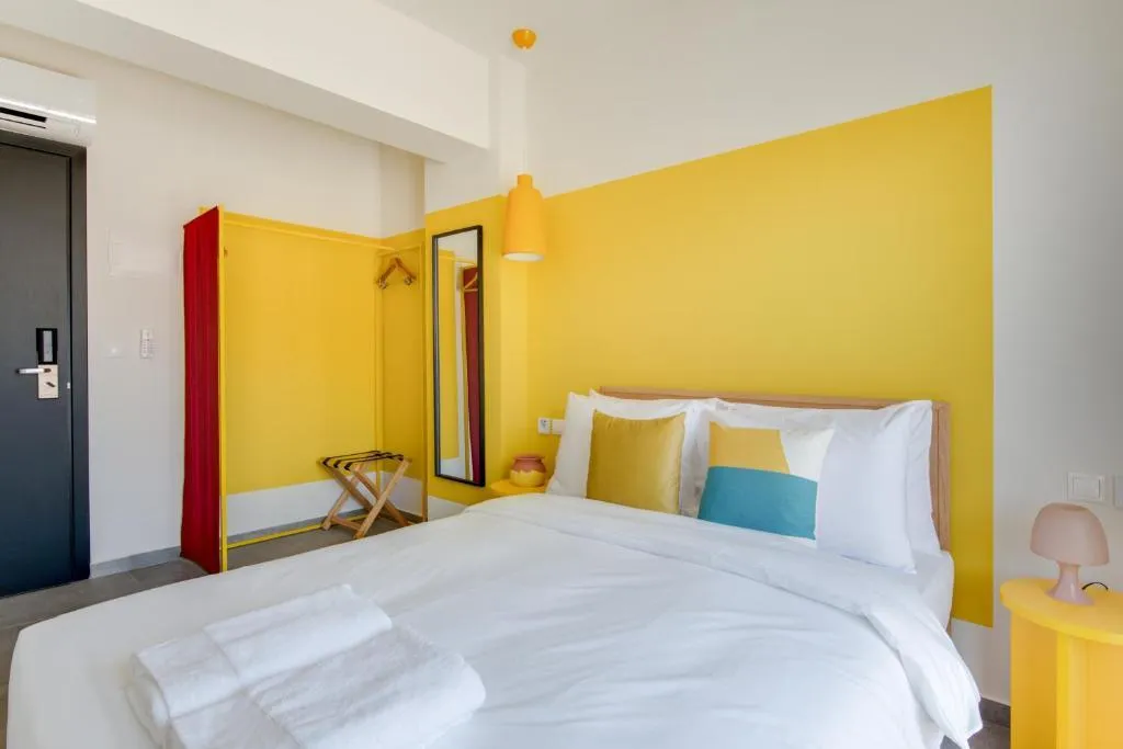 Room WITH SHARED BATHROOM Room, Selina Theatrou Athens, Athens
