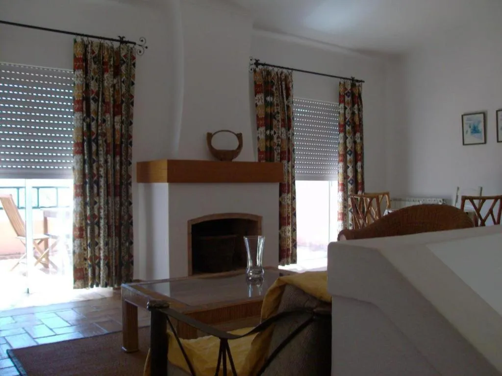 VILLA POOL VIEW TWO BEDROOMS Room, Porto Dona Maria, Algarve