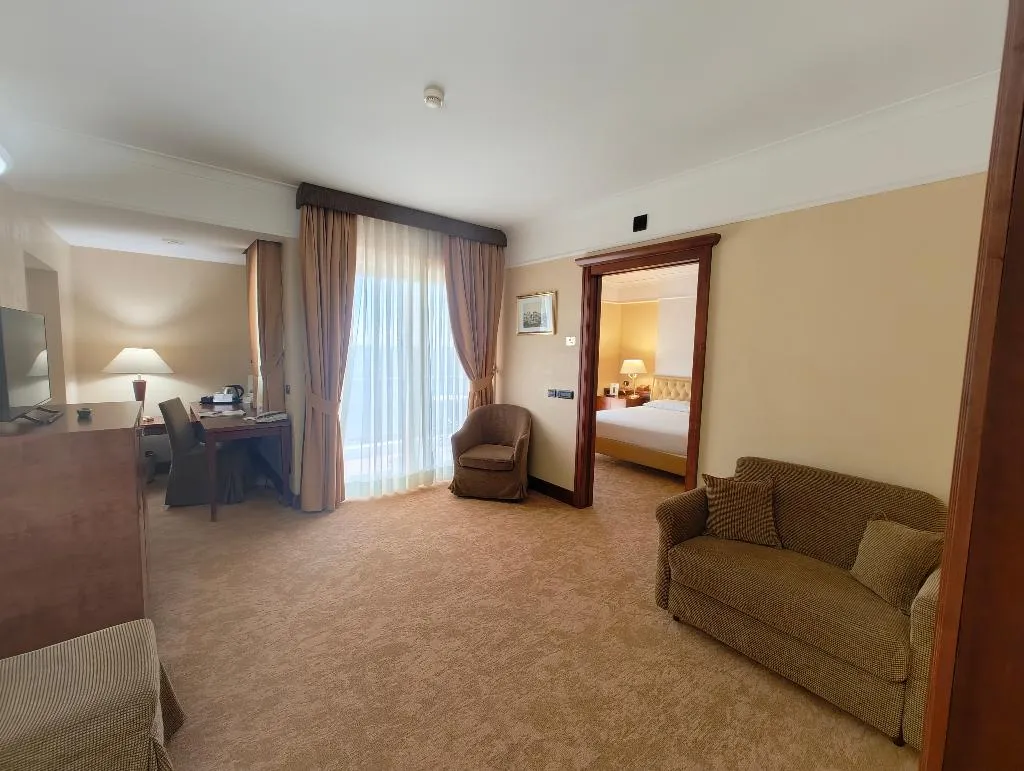 JUNIOR SUITE STANDARD Room, Pineta Palace, Rome