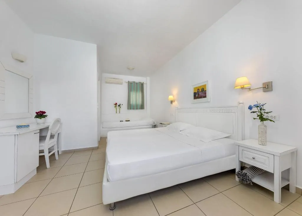 Room, Carbonaki Hotel, Mykonos