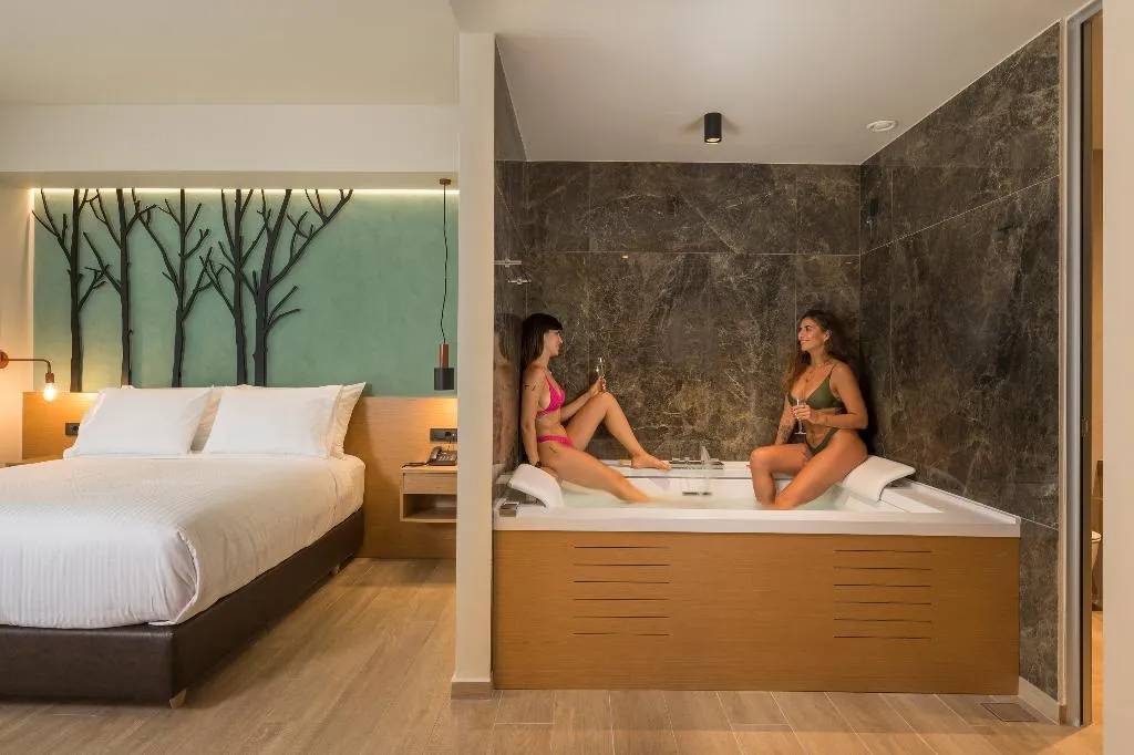 JUNIOR SUITE CITY VIEW Room, Hyperion City Hotel, Crete