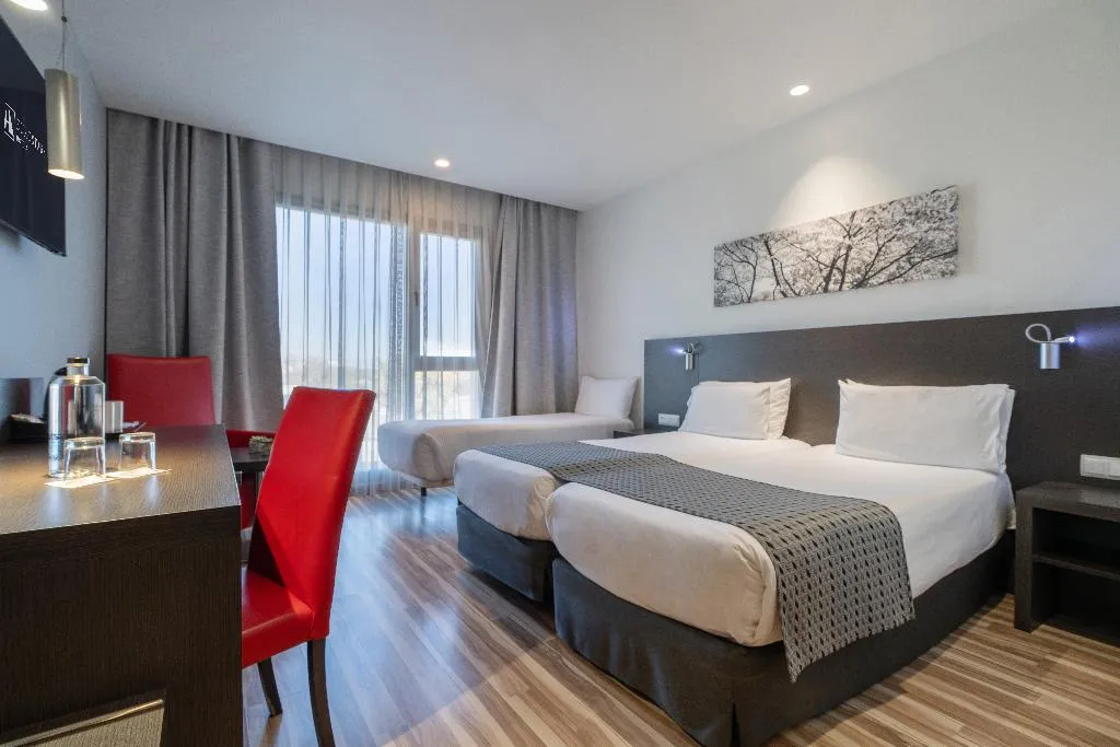 TRIPLE STANDARD Room, Eurostars Arenas de Pinto, Madrid