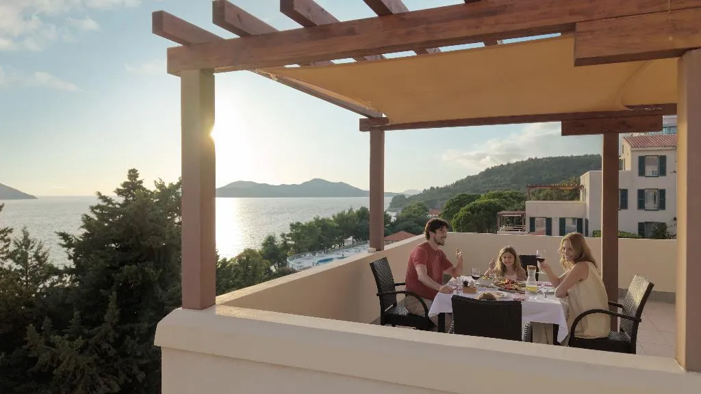 APARTMENT DELUXE SEA VIEW Room, Sun Gardens Dubrovnik, Dubrovnik