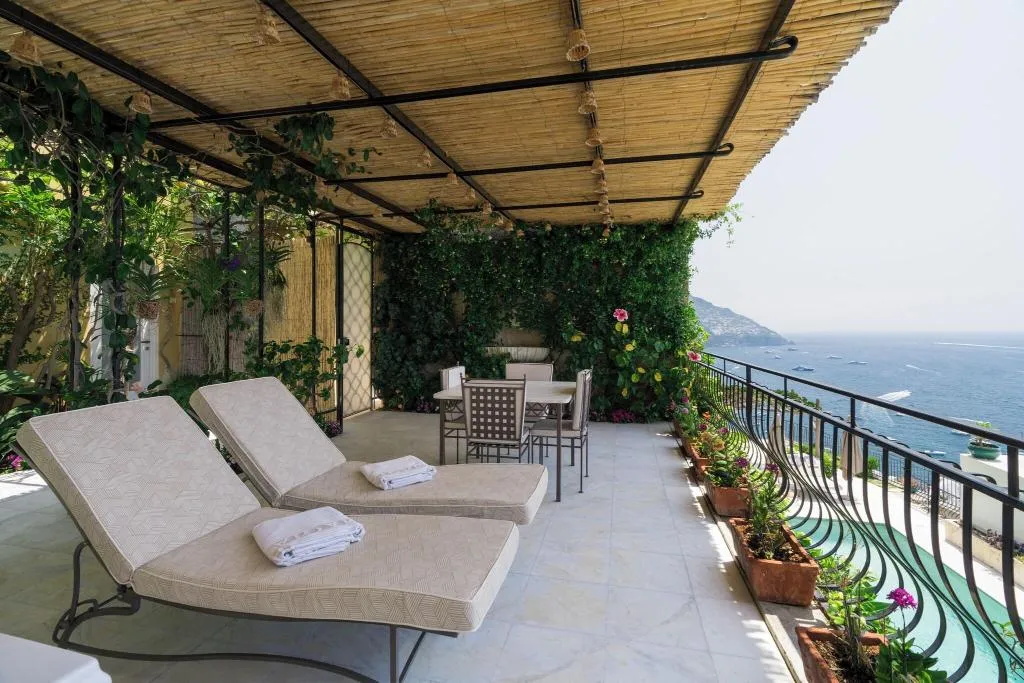 SUITE DELUXE SEA VIEW Room, Villa Magia, Naples