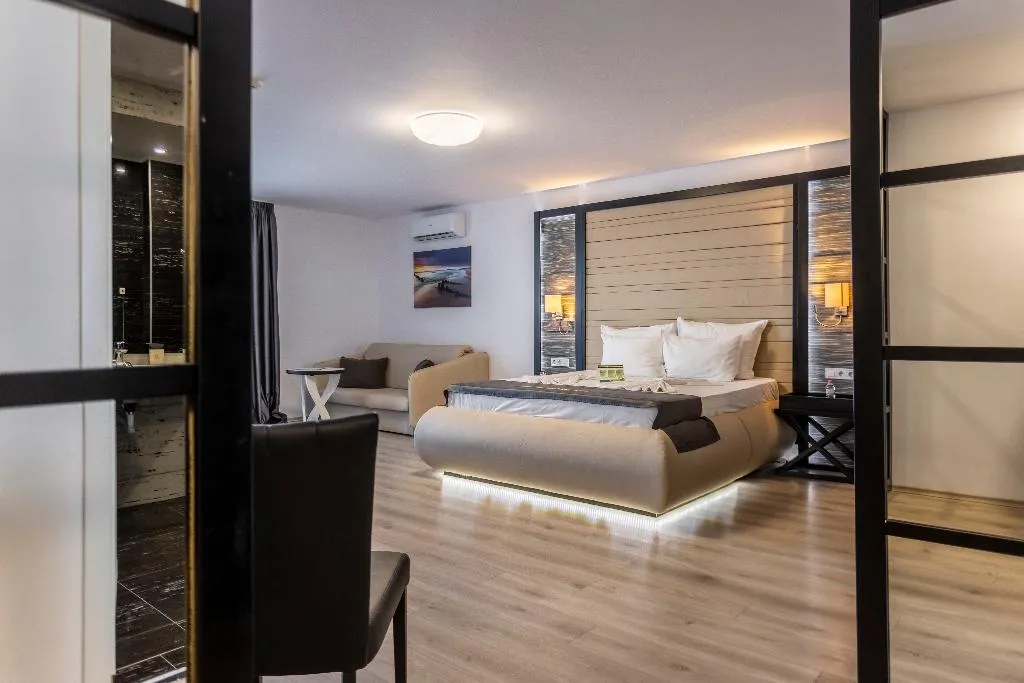 DOUBLE PREMIUM ONE BEDROOM Room, Prestige Deluxe Hotel Aquapark Club, Varna