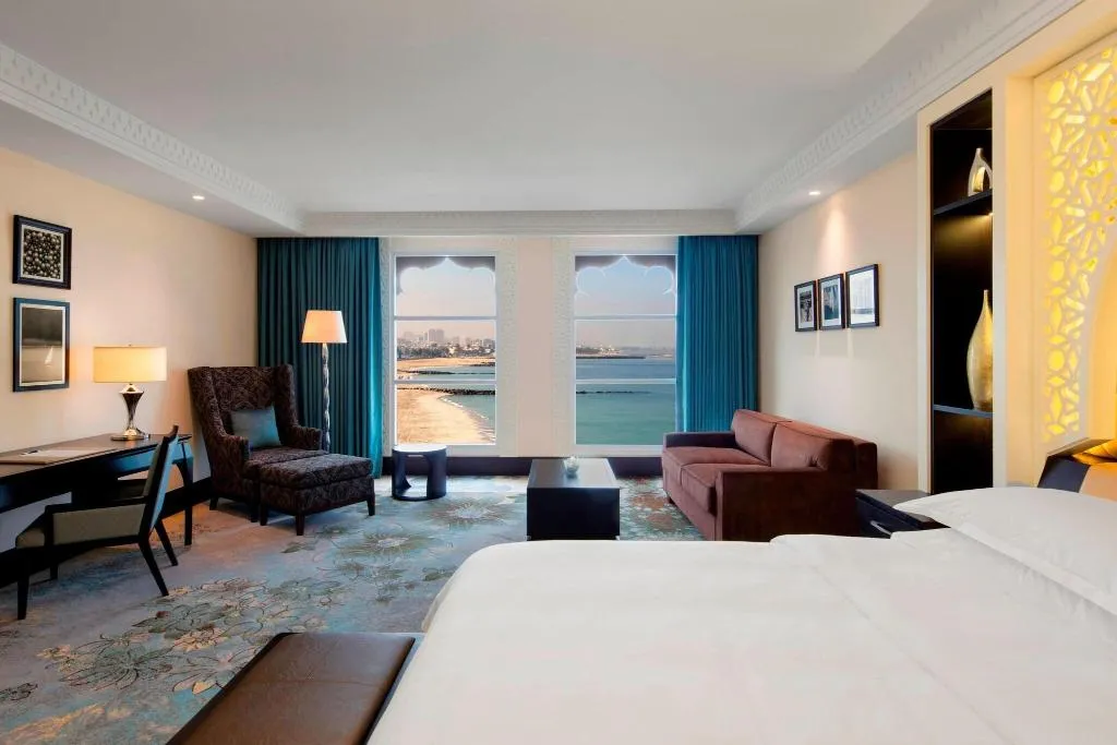 DOUBLE PREMIER SEA VIEW Room, Sheraton Sharjah Beach Resort & Spa, Dubai