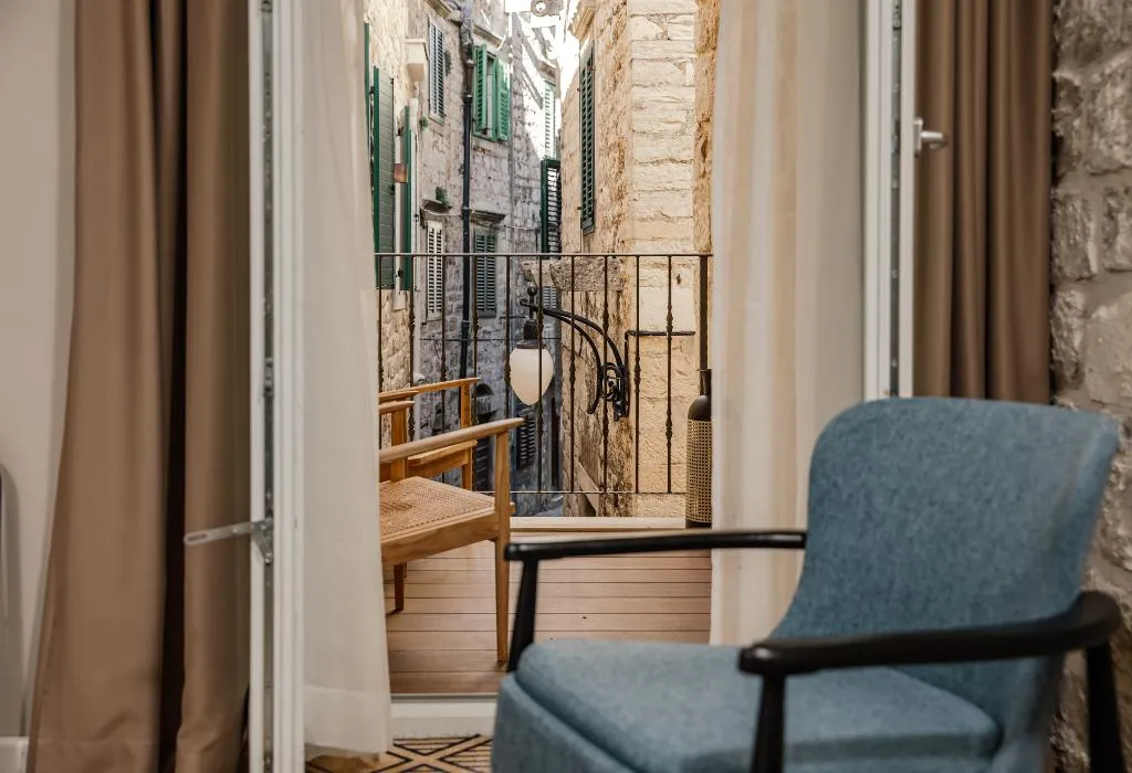 Double or Twin DELUXE WITH TERRACE Room, Armerun Heritage Hotel & Residences, Split