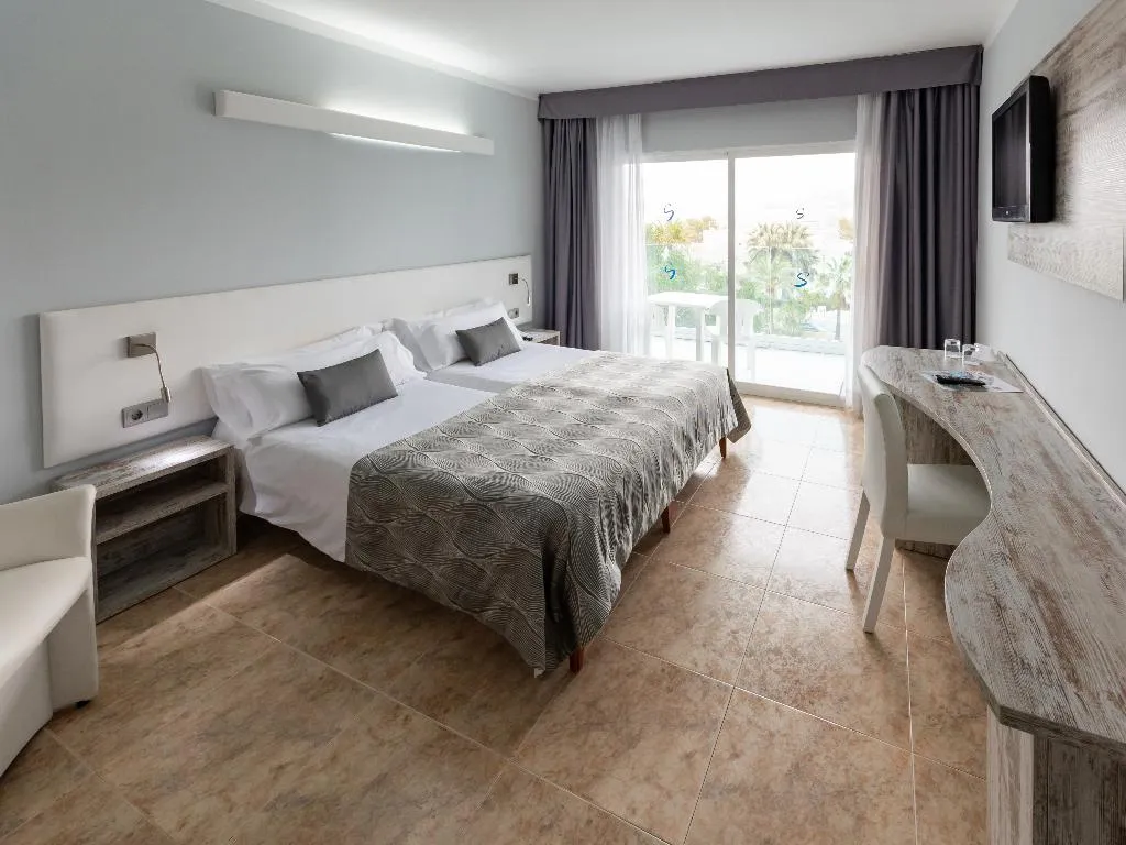Double or Twin SEA VIEW Room, Bahia del Sol, Majorca
