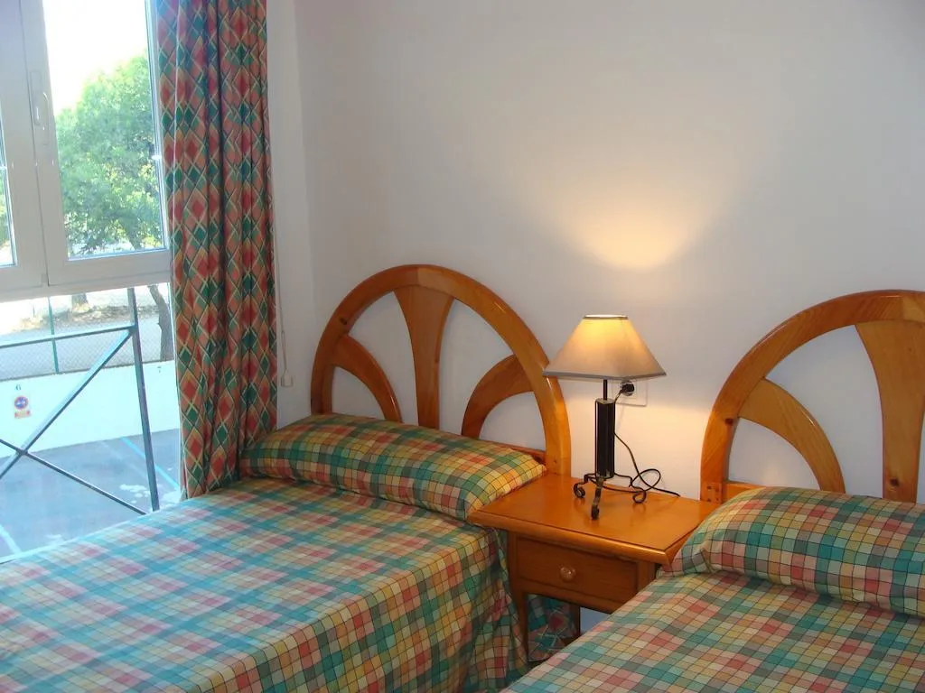APARTMENT CAPACITY 4 ONE BEDROOM Room, Residencial Edison, Valencia