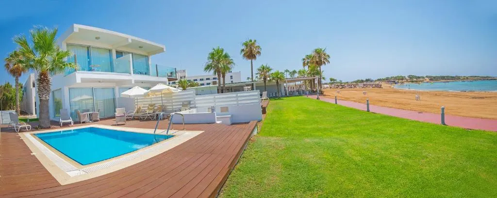 SUITE STANDARD Room, The Dome Beach Hotel & Resort, Cyprus