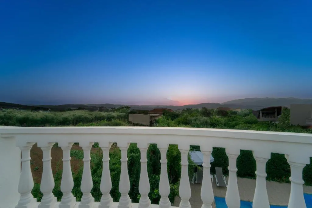 FAMILY ROOM SEA VIEW Room, Golden Rose, Crete