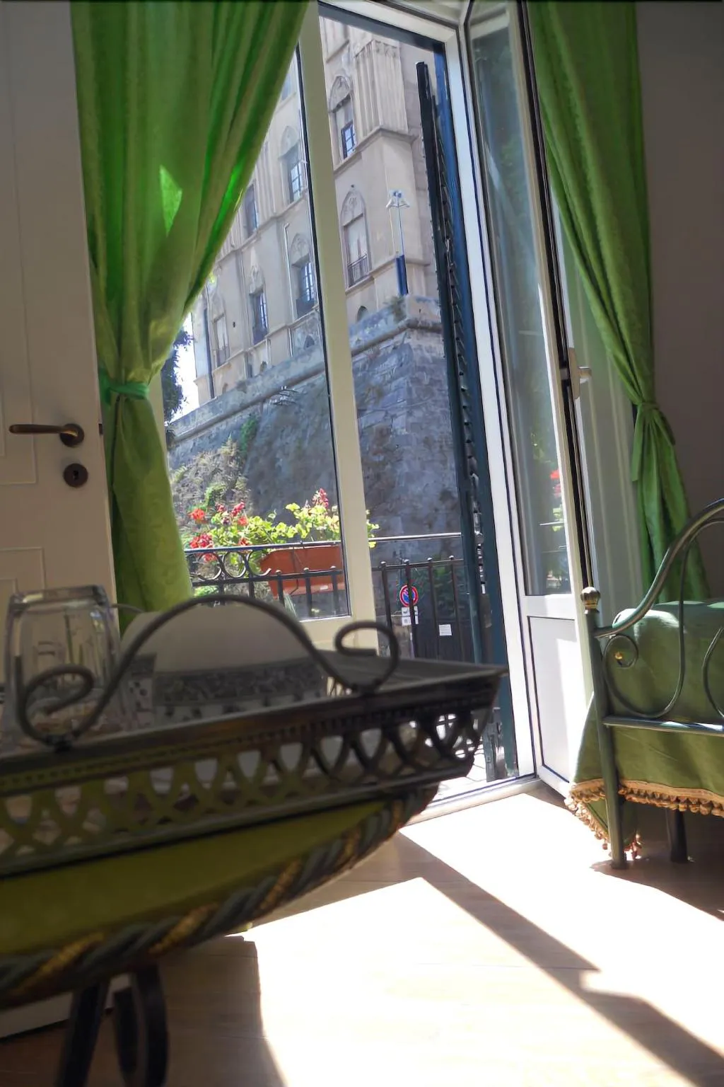 Room, Al Bastione Normanno, Catania