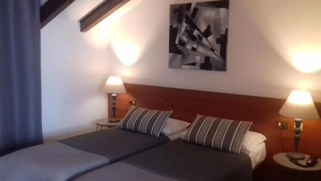 Room, Bert Hotel, Milan
