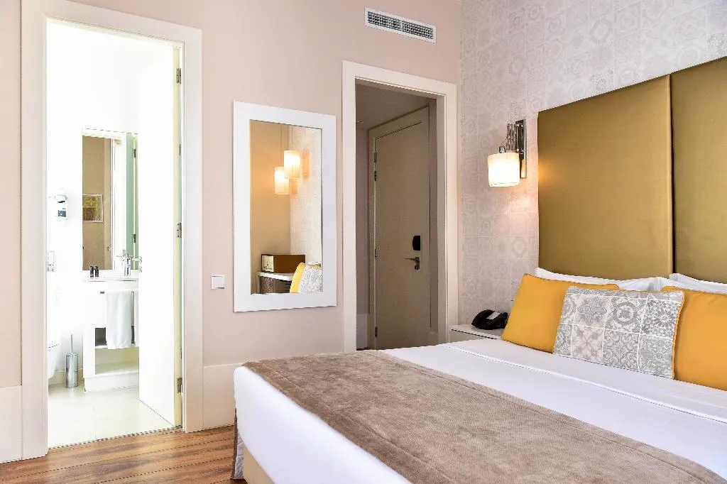 DOUBLE STANDARD Room, My Story Hotel Ouro, Lisbon