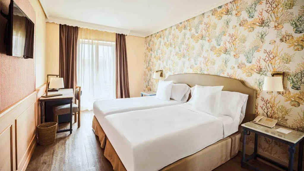 Double or Twin WITH BALCONY Room, Hotel Fénix Torremolinos Adults Only Recommended, Costa Del Sol