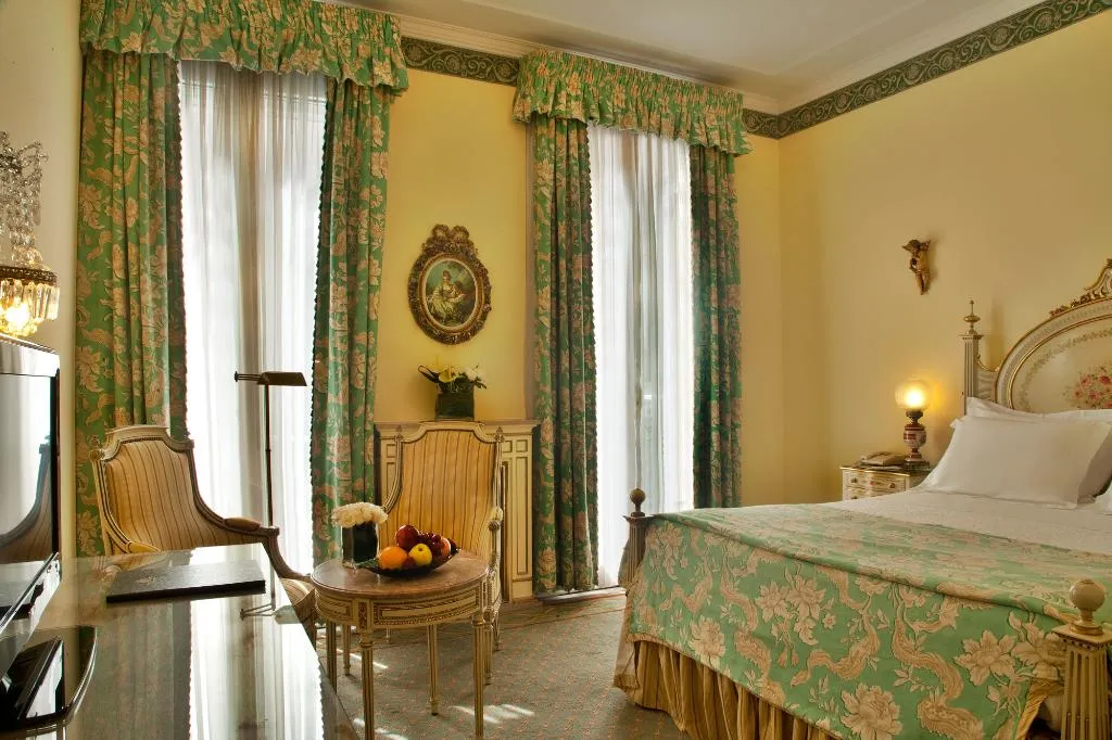 TWIN STANDARD Room, Avenida Palace, Lisbon