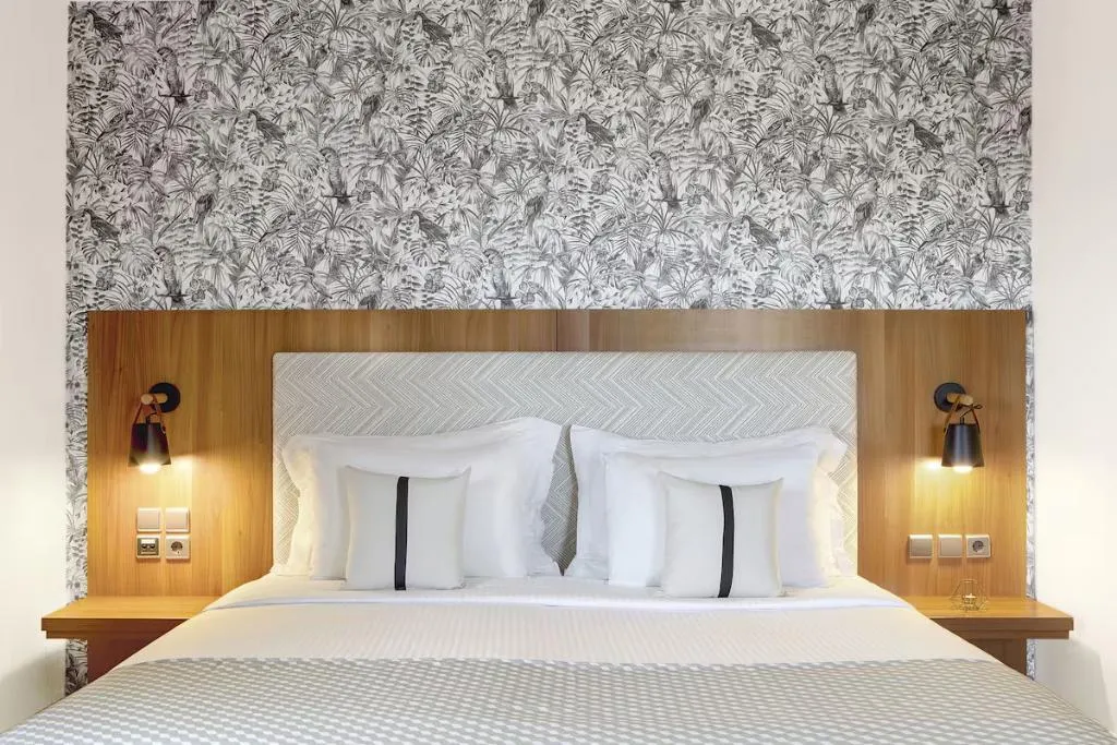 Double or Twin SUPERIOR MOUNTAIN VIEW Room, Ramada Attica Riviera, Athens