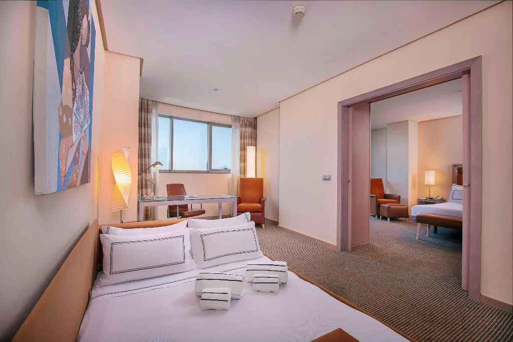 FAMILY ROOM STANDARD Room, Melia Valencia, Valencia