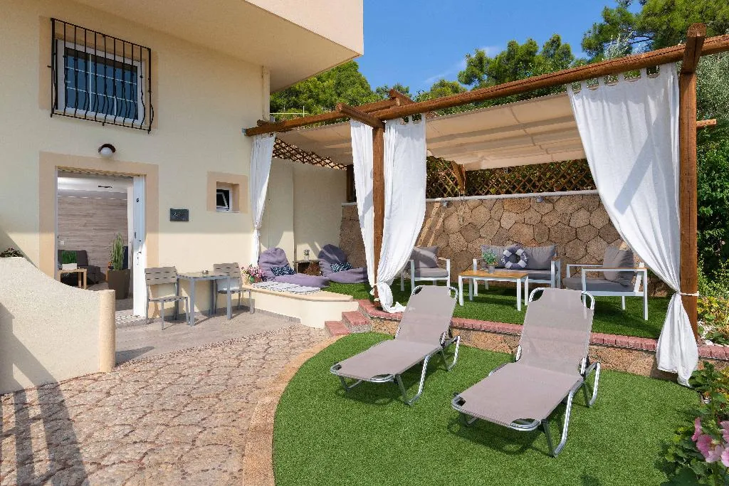 APARTMENT STANDARD Room, Pefkos View Suites & Maisonette, Rhodes
