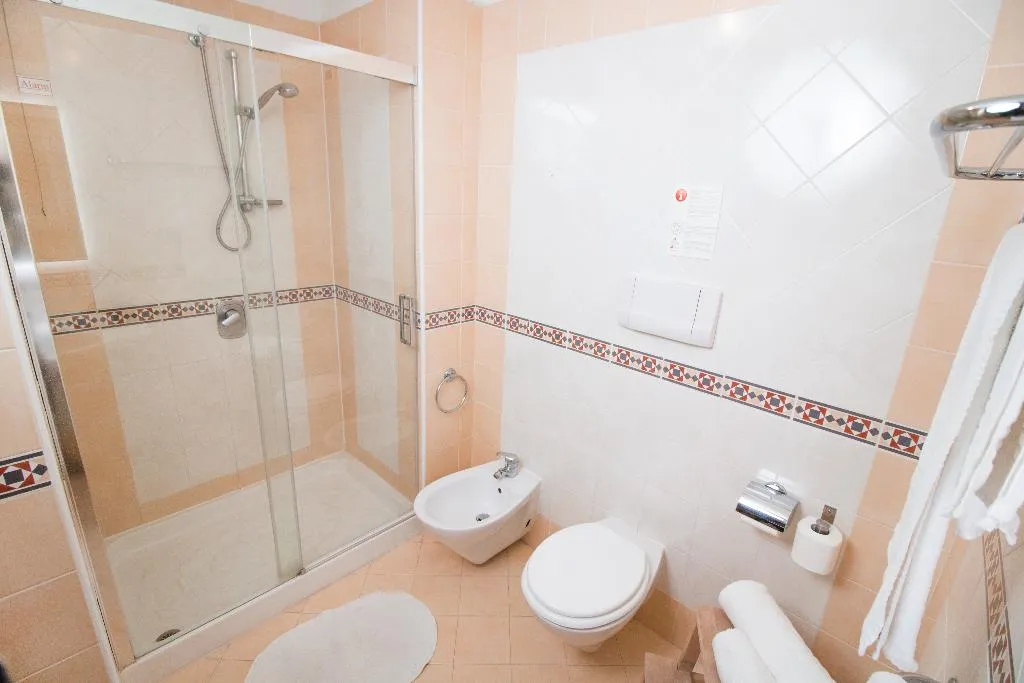 Double or Twin ECONOMY Room, Rivage Hotel, Naples