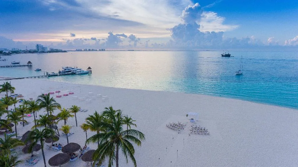 Beach, InterContinental Presidente Cancun Resort, Cancun Area