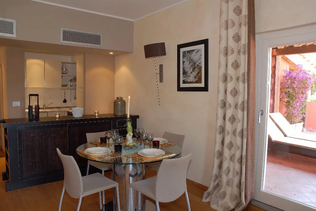 APARTMENT THREE BEDROOMS Room, Baglioni Resort Alleluja, Florence