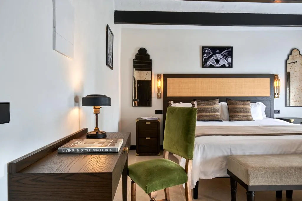 JUNIOR SUITE POOL VIEW Room, Son Moli Country House, Majorca